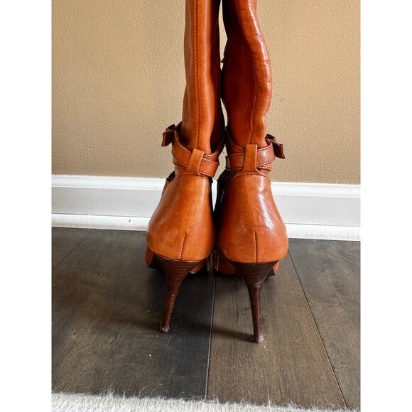 Ralph Lauren knee-high heel boots - Picture 2 of 4